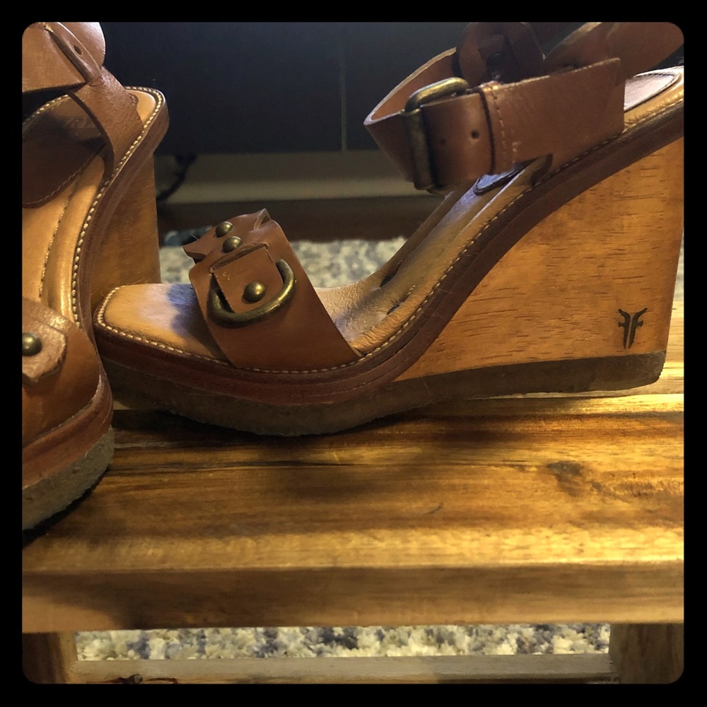 One of a kind Frye brown wedges - All Leather